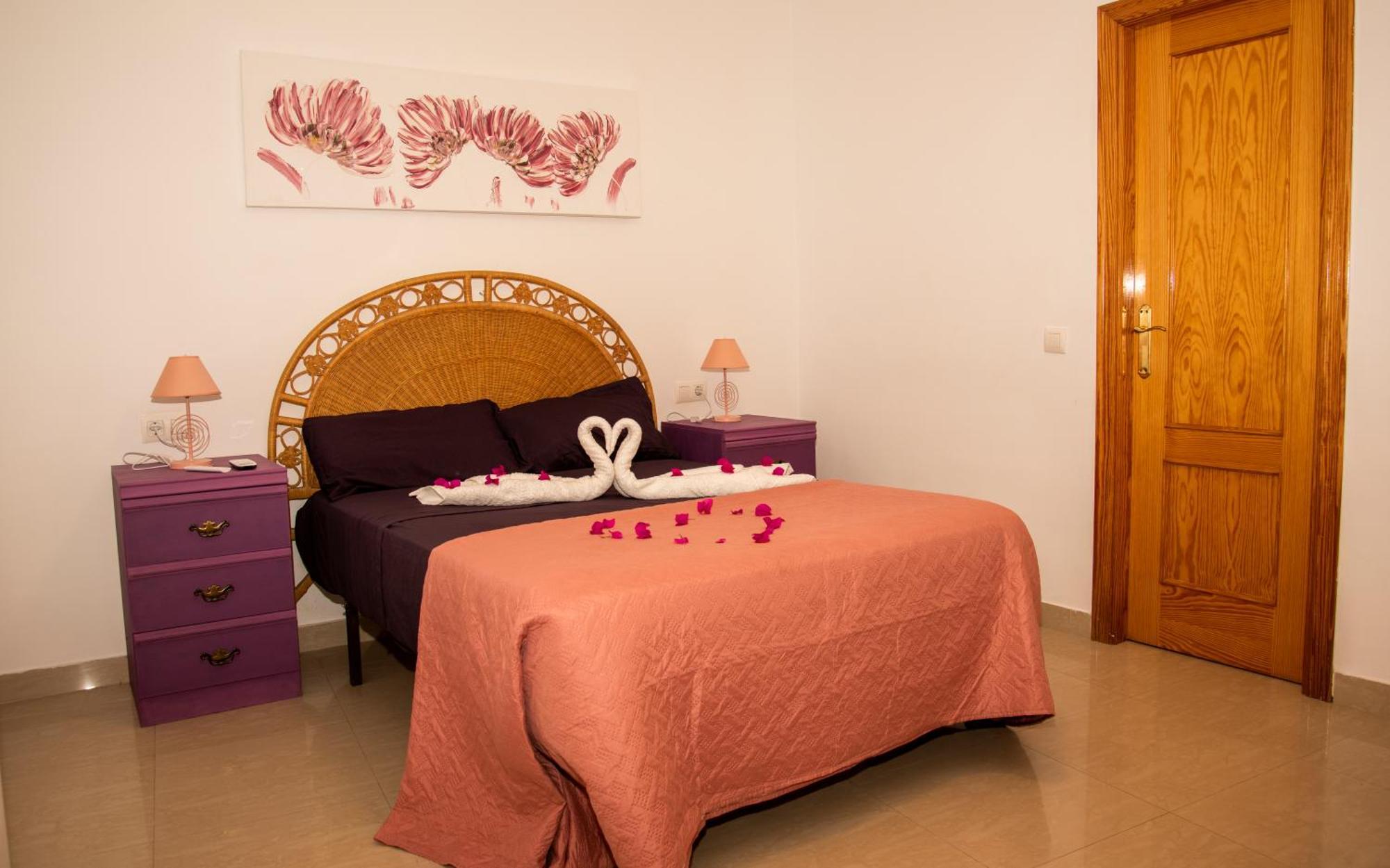 טורה Apartamentos Catalina D מראה חיצוני תמונה
